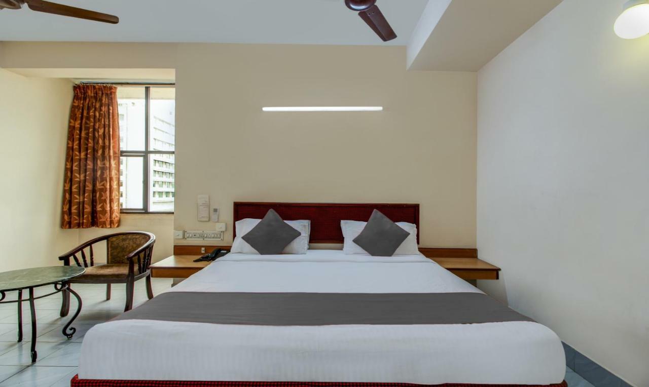 Hotel Saaket Residency Visakhapatnam Exterior foto